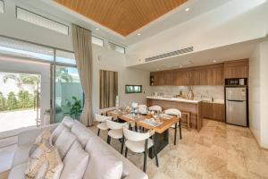 villa alanna phuket