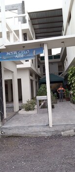 hostal cielo azul
