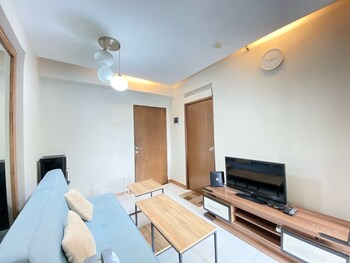 nice 2br apartment at gateway ahmad yani cicadas