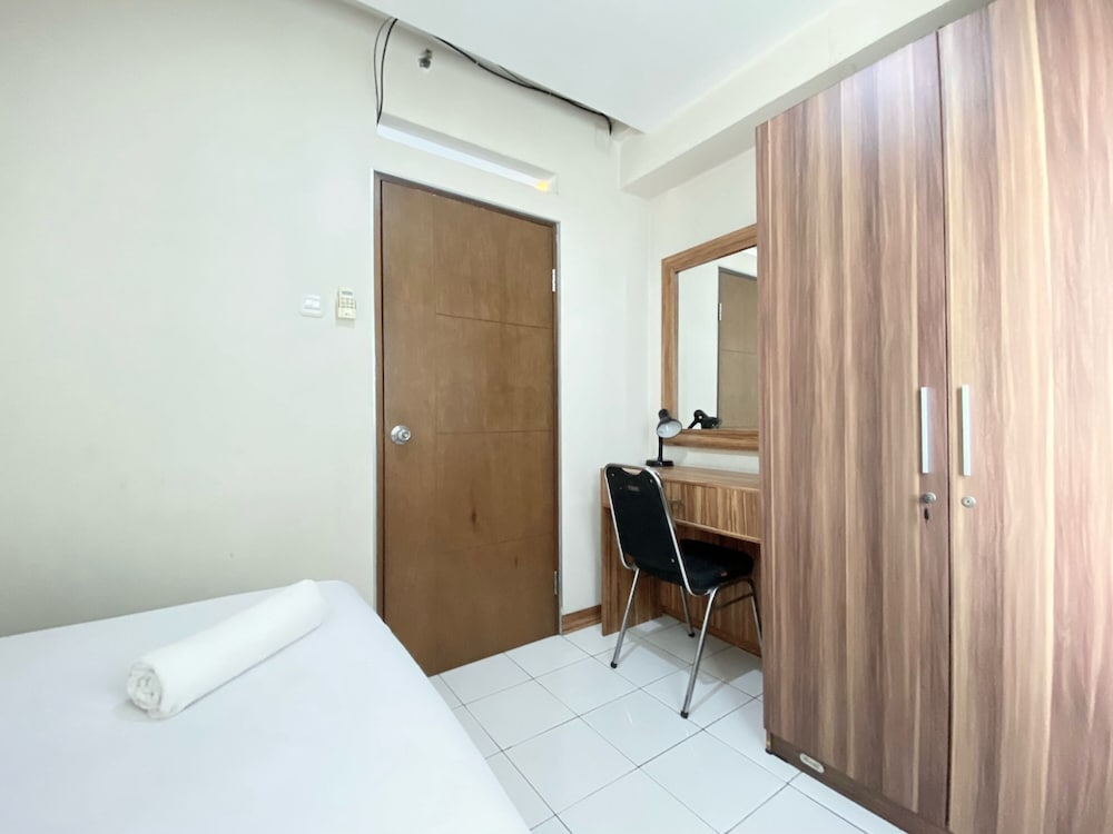 nice 2br apartment at gateway ahmad yani cicadas