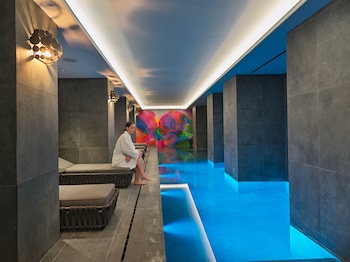 nyx esperia palace hotel athens