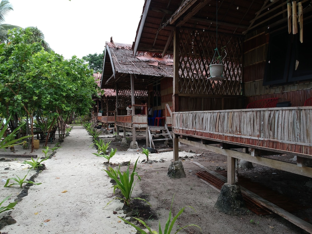 marine homestay