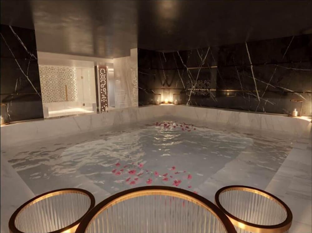 ivy cyrene island resort