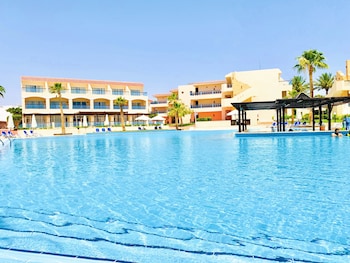 ivy cyrene island resort