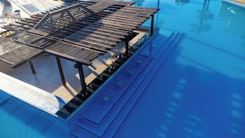 ivy cyrene island resort