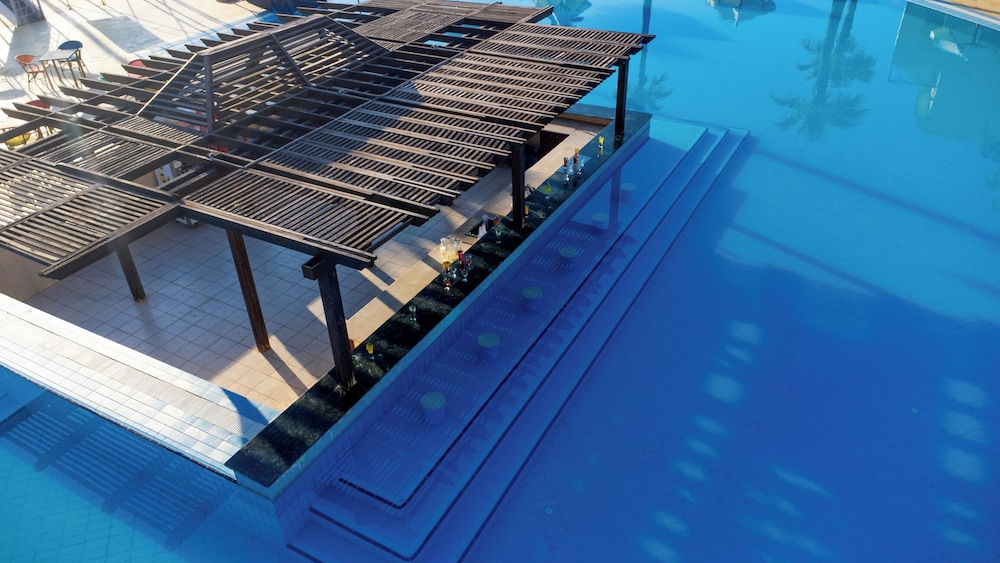 ivy cyrene island resort