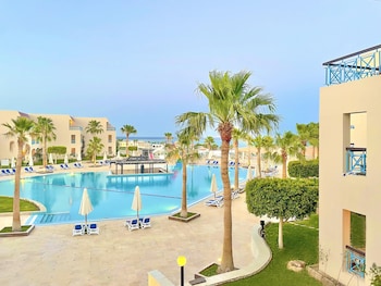 ivy cyrene island resort