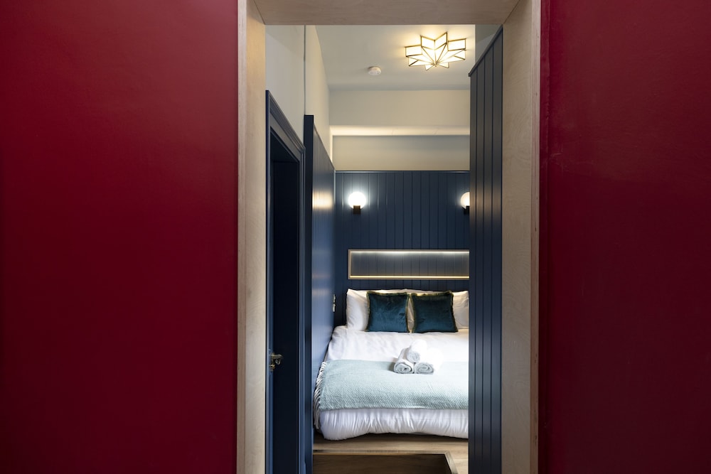 altido thirty castle street