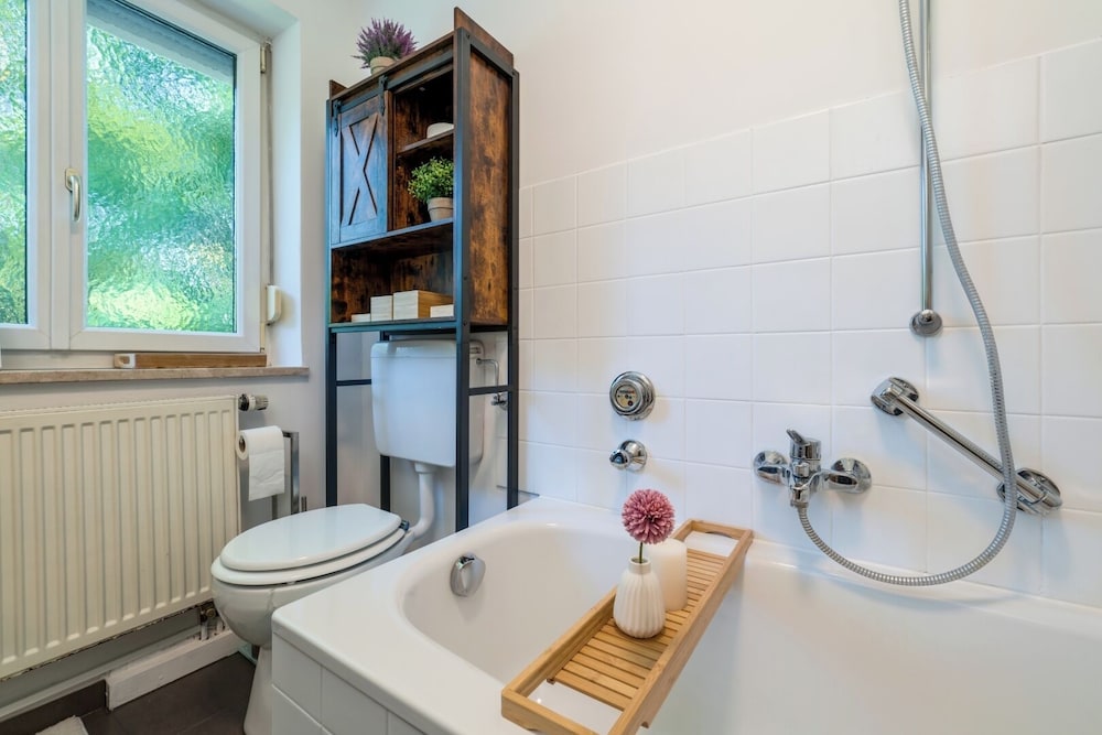 2og links 70m2 2 zimmer wohnung