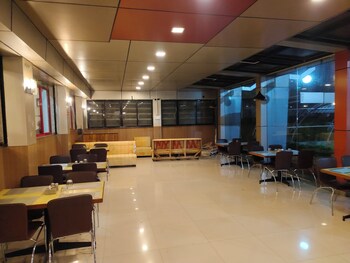 Gandharva Inn,Pune>>Chakan,3 star