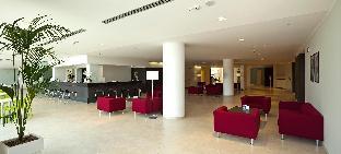 inn naples airport