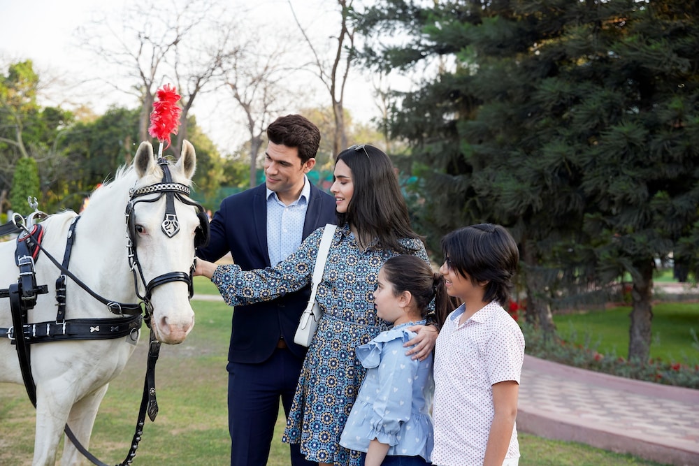 heritage village resort and spa manesar