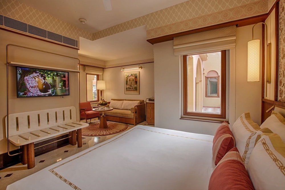 heritage village resort and spa manesar