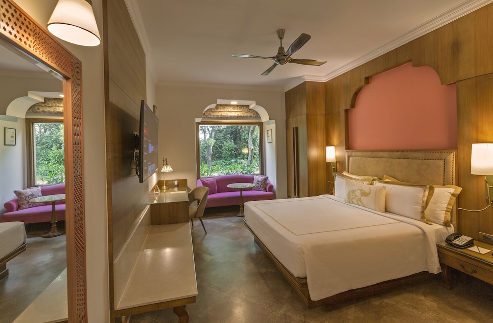 heritage village resort and spa manesar
