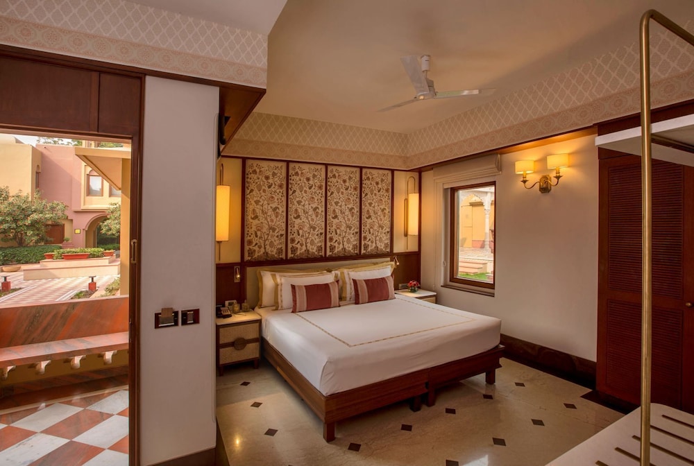 heritage village resort and spa manesar