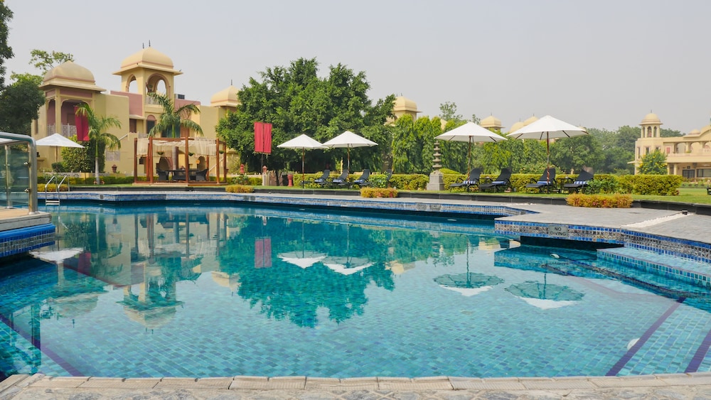 heritage village resort and spa manesar