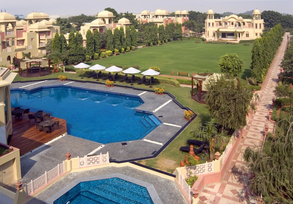 heritage village resort and spa manesar