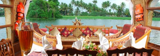 sterling house boat lake palace alleppey