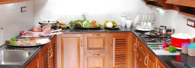 sterling house boat lake palace alleppey