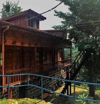 elagza dag evleri