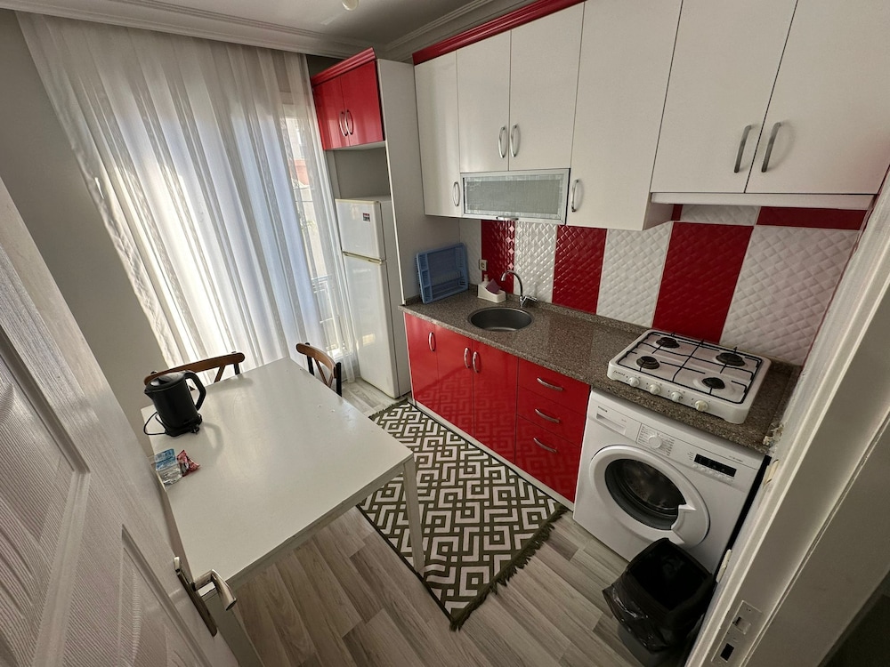 home life residence hotel