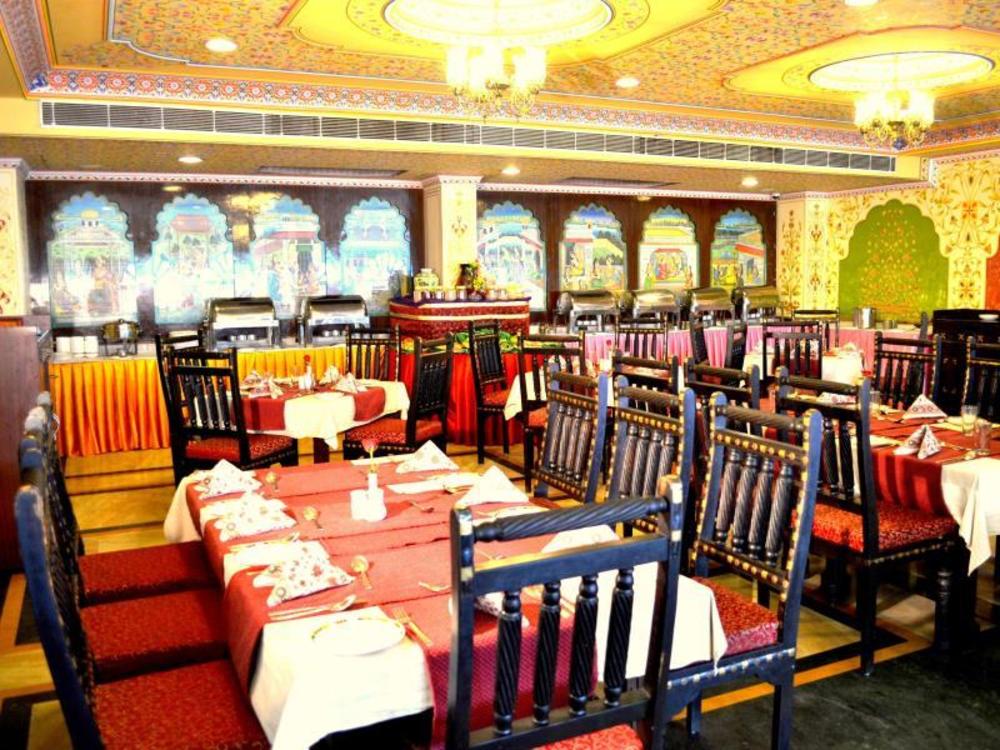 hotel fort chandragupt jaipur