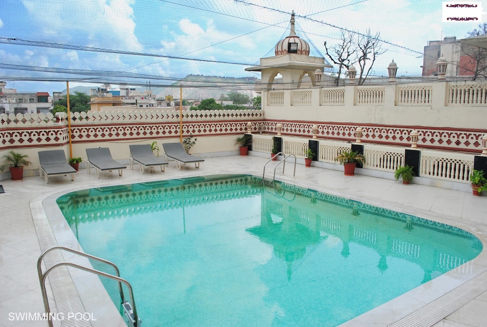 hotel fort chandragupt jaipur