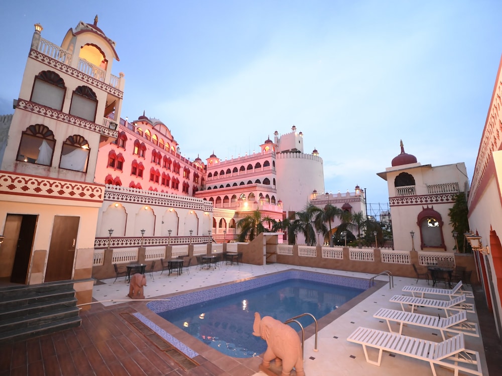 hotel fort chandragupt jaipur