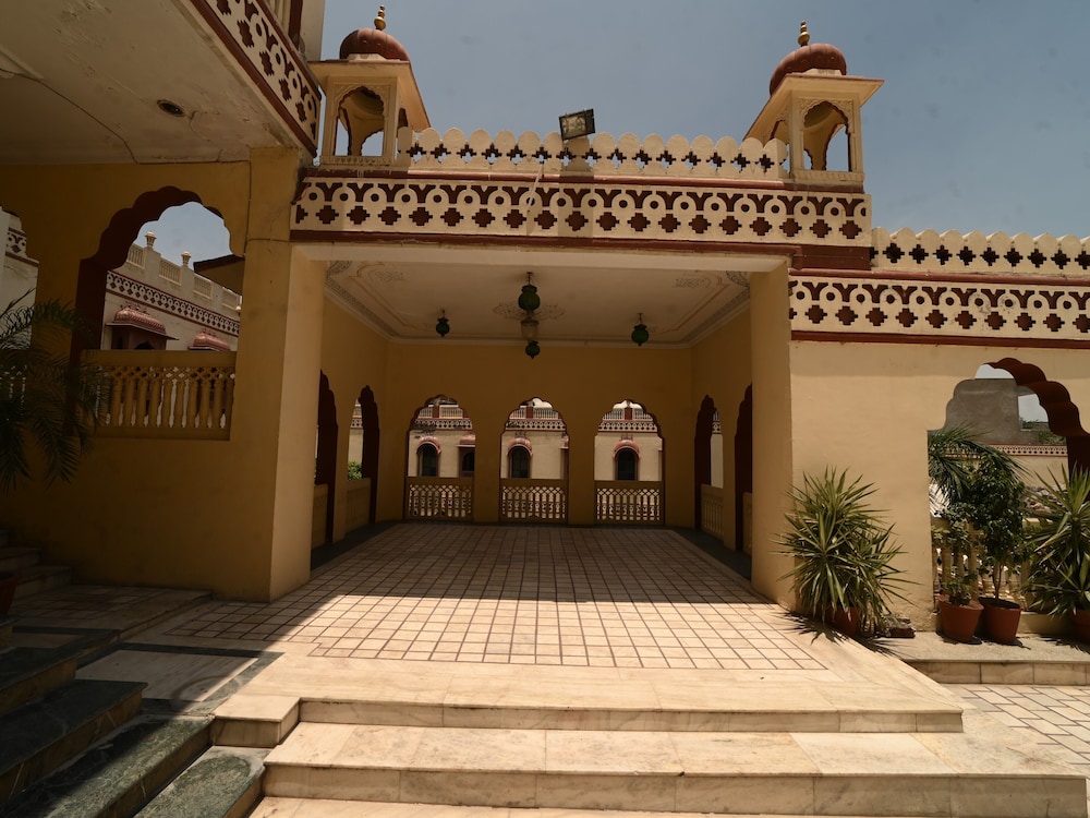 hotel fort chandragupt jaipur