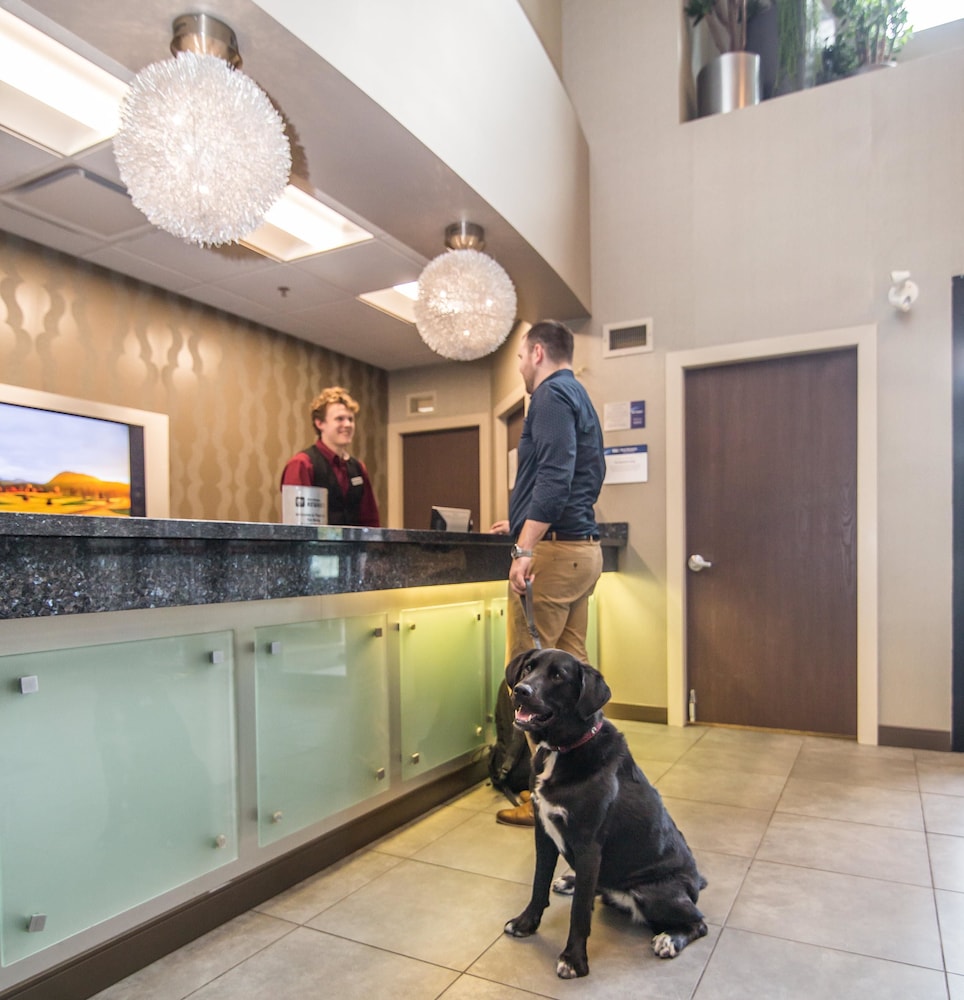 fairfield inn and suites west kelowna