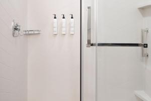 fairfield inn and suites west kelowna