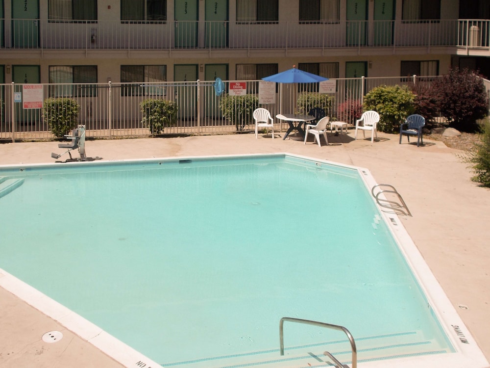 motel 6 reno nv livestock events center