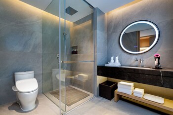 sanya junji seaview hotel