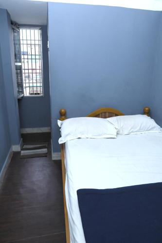 Eagle Stay Inn,,2 star