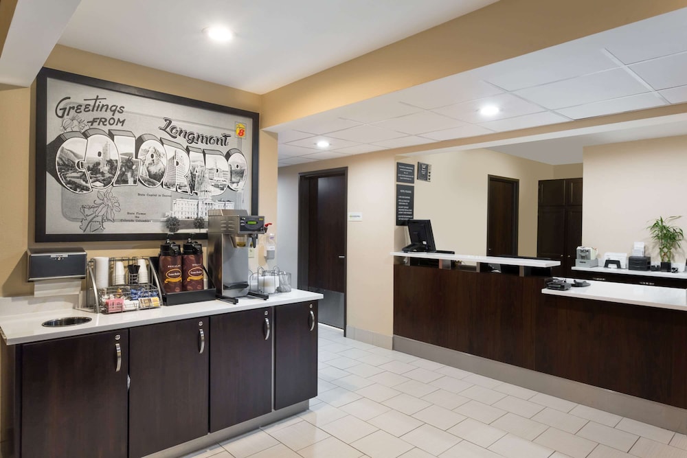 Super 8 By Wyndham Longmont/Twin Peaks,Boulder County>>Boulder,2 star