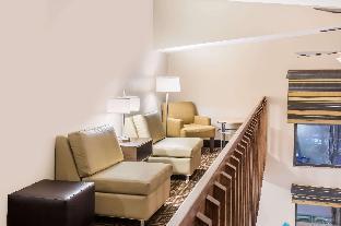 super 8 by wyndham longmont twin peaks