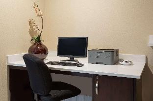 super 8 by wyndham longmont twin peaks