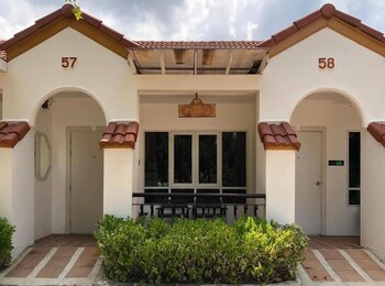Dadd Resort By Lopburi Inn Resort,Thailand>>Lop Buri,3 star