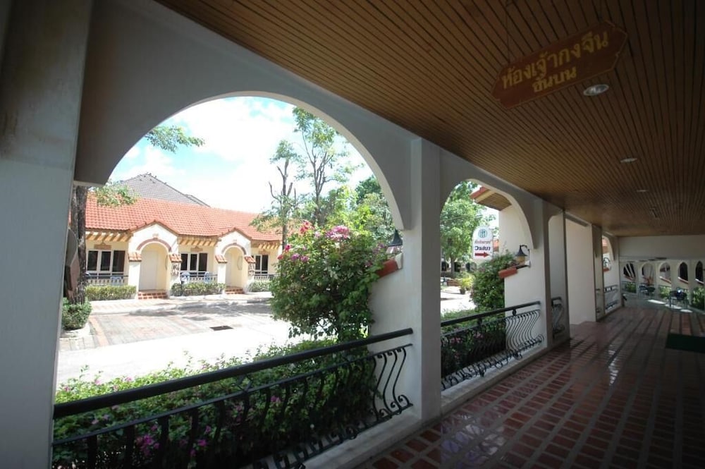 dadd resort by lopburi inn resort