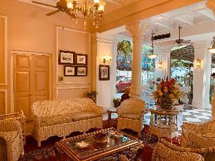 the elgin fairlawn kolkata