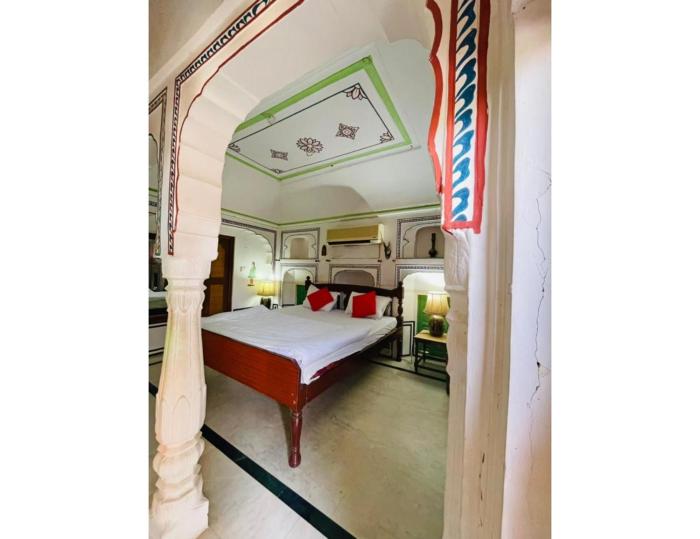 singhasan haveli mandawa