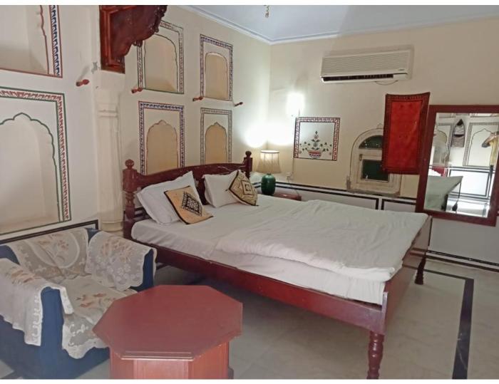 singhasan haveli mandawa