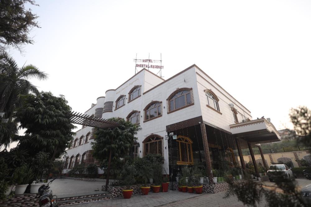hotel sheetal regency
