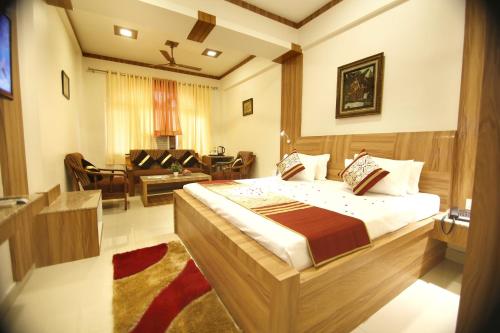 hotel sheetal regency