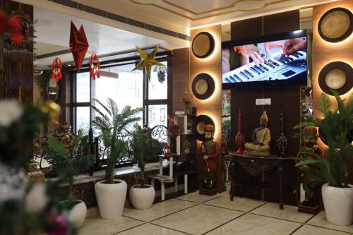 hotel sheetal regency