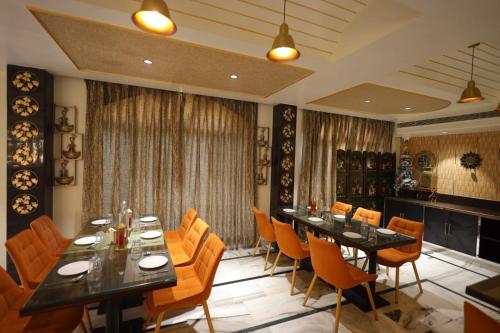 hotel sheetal regency