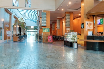 holiday inn suites kuwait salmiya