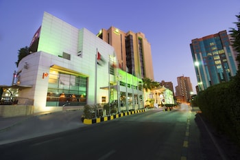 Holiday Inn Suites Kuwait Salmiya,,0 star