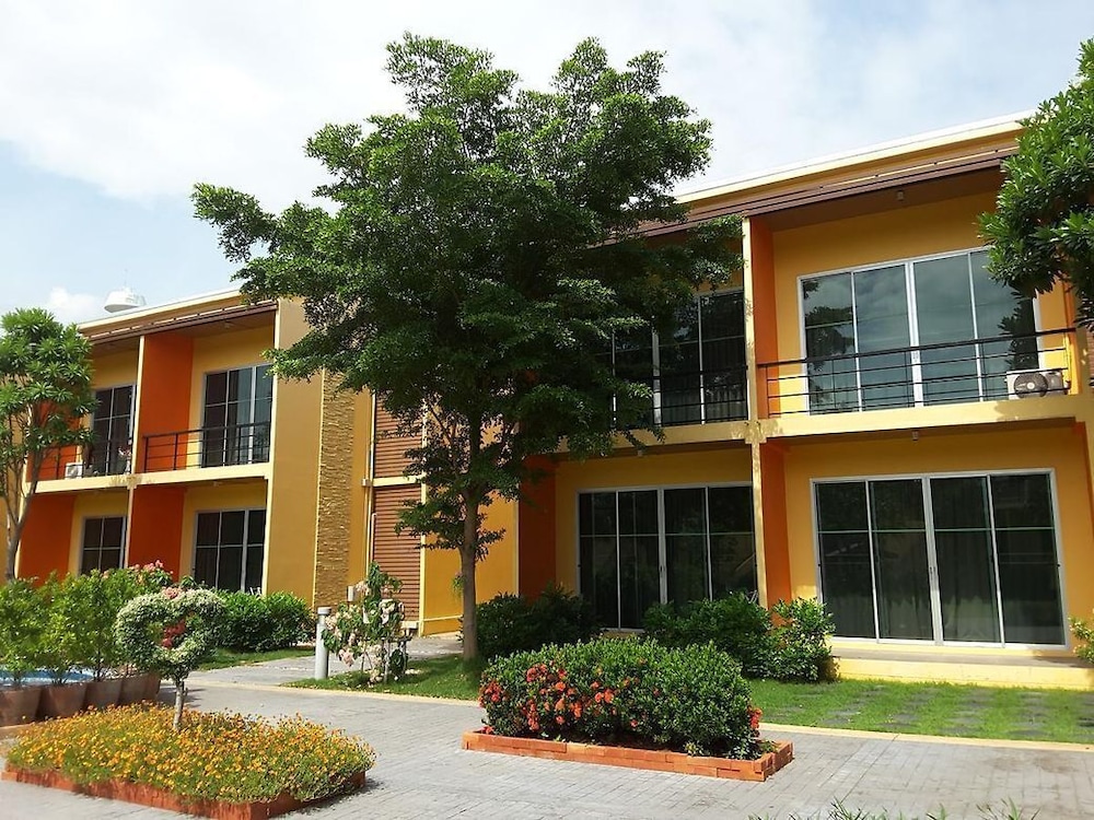 bangkok grand resort