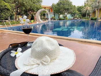 bangkok grand resort